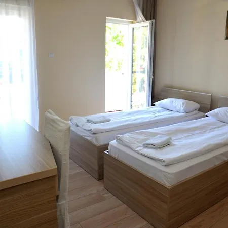 Via Guest house 3*