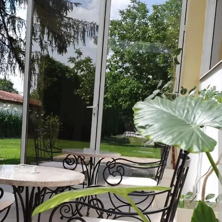 Via Guest house 3*