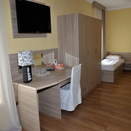 Via Guest house 3*